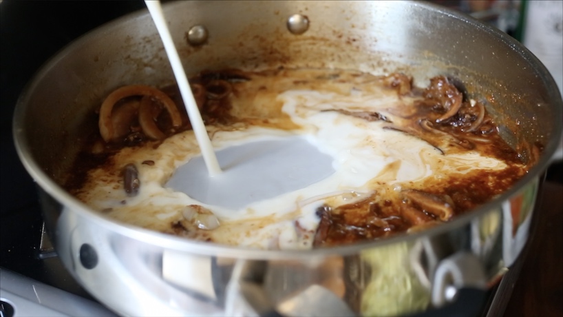 Cooking Creamy Vegan Ramen Noodles.