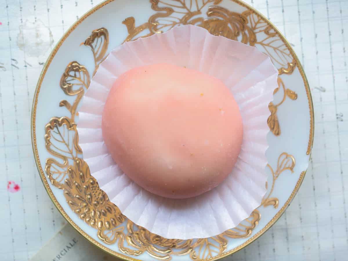 Perfect Cream Cheese & Strawberry Pink Mochi Recipe. - The Korean Vegan