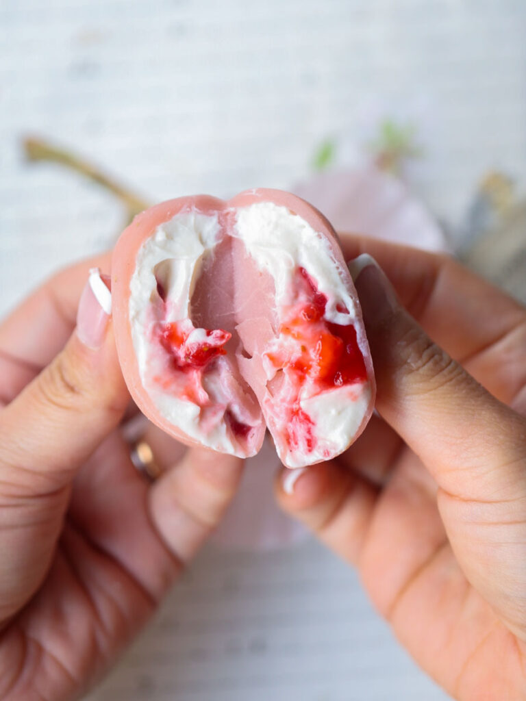 pink-mochi-cut-in-half-to-reveal-filling
