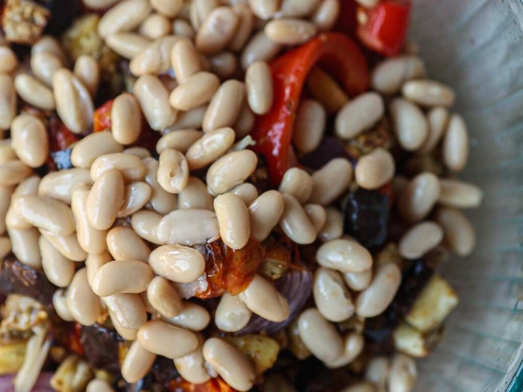 close-up-of-cannellini-beans-and-roasted-vegetables