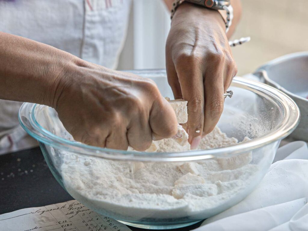 cutting-in-cold-butter-with-hands