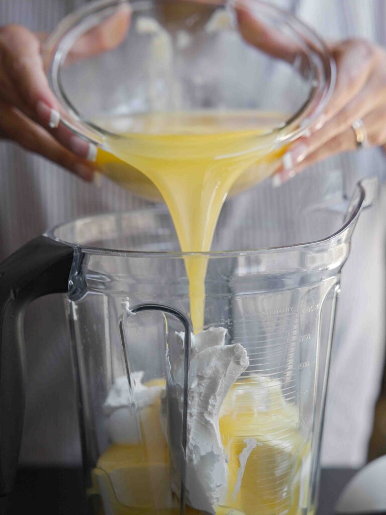 melted-butter-being-poured-into-blender