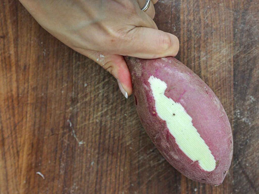 peeling korean sweet potato