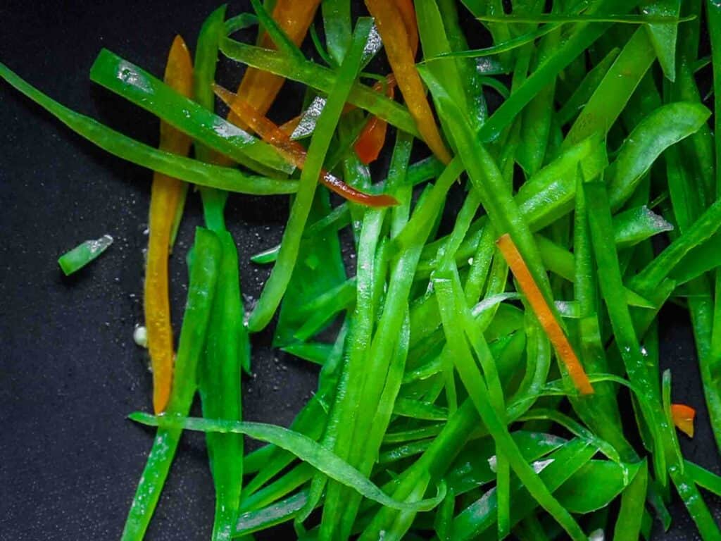 sauteed green bell pepper