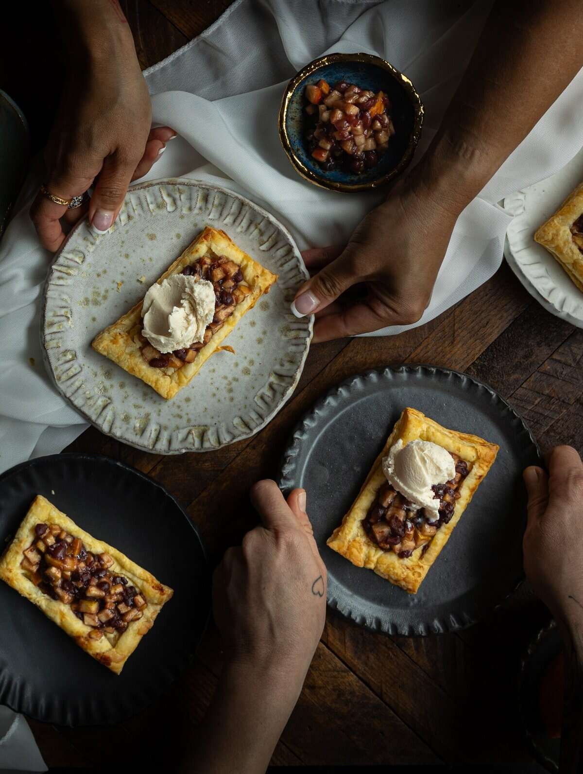 30+ AMAZING VEGAN Holiday Recipes Everyone's gonna Love. 43 vegan holiday recipes: vegan kimchi mac n cheese